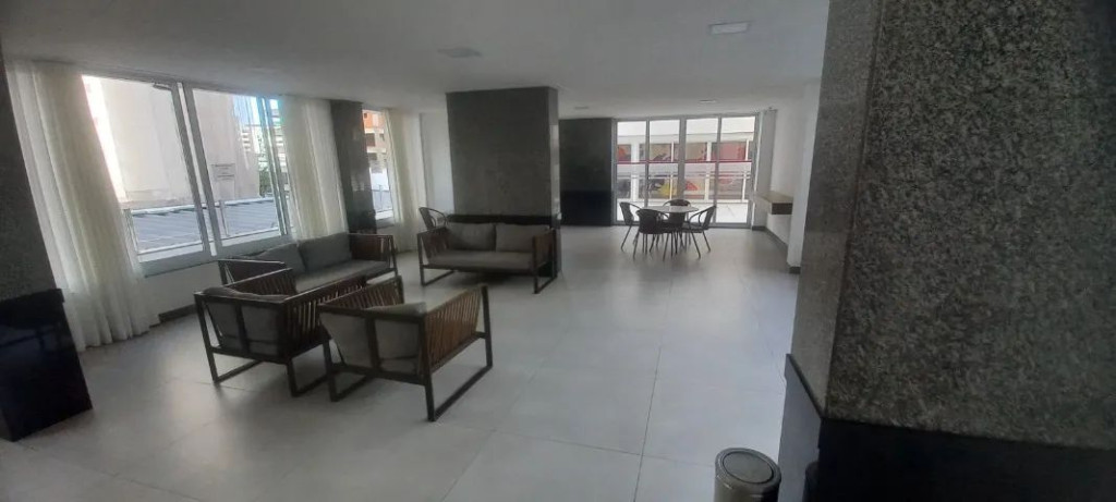 Casa à venda com 4 quartos, 118m² - Foto 3