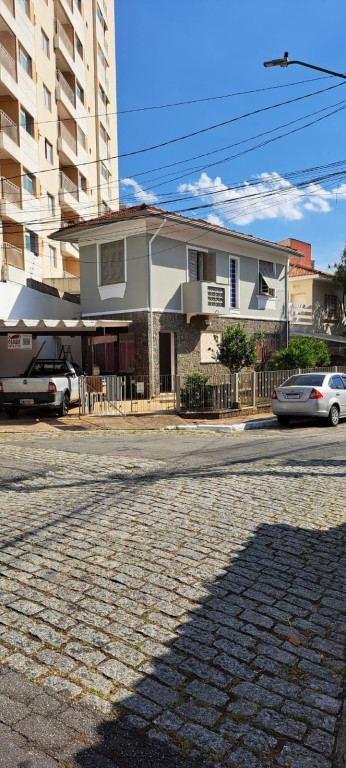 Casa à venda com 3 quartos, 160m² - Foto 2