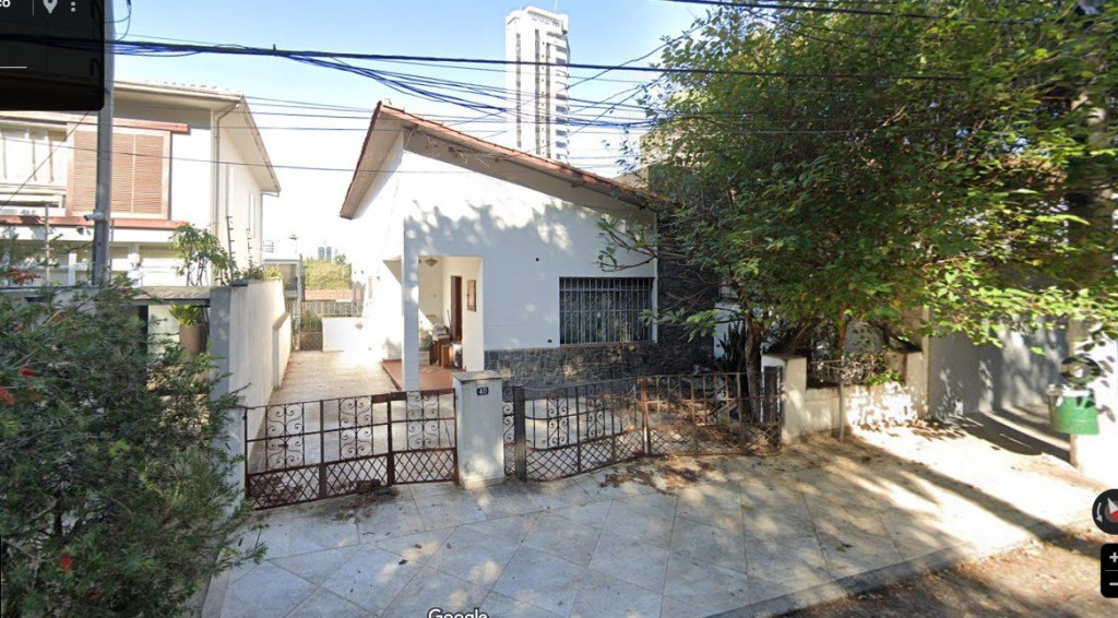 Casa à venda com 3 quartos, 186m² - Foto 1