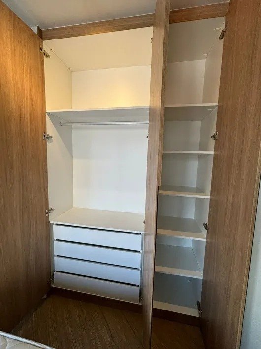 Apartamento à venda com 1 quarto, 60m² - Foto 2