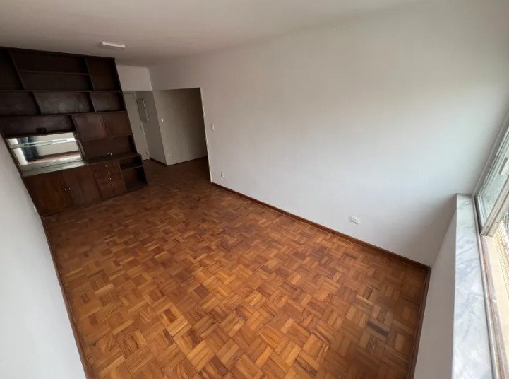 Casa à venda com 3 quartos, 85m² - Foto 2