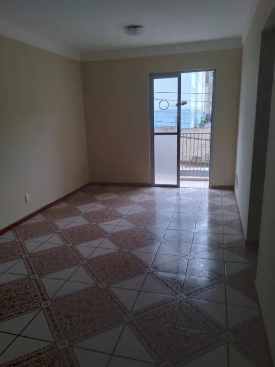 Apartamento à venda com 2 quartos, 60m² - Foto 1