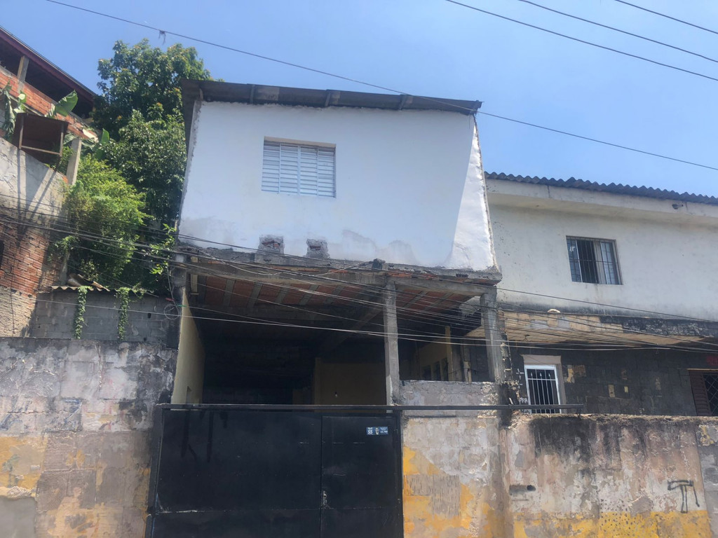 Casa a venda na Rua Ribeiropolis, Jd Santa Maria, Guarulhos, SP