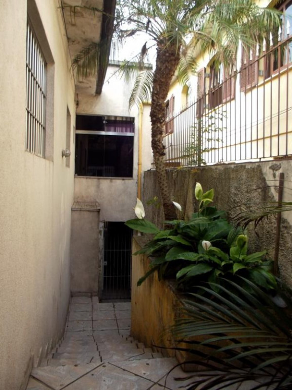 Casa a venda na Avenida Piassanguaba, Planalto Paulista, São Paulo, SP