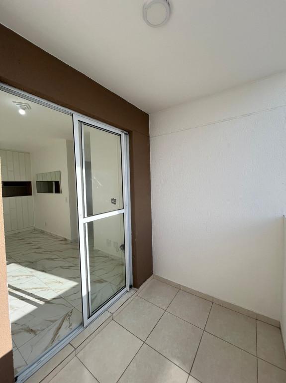 Apartamento à venda com 2 quartos, 53m² - Foto 2