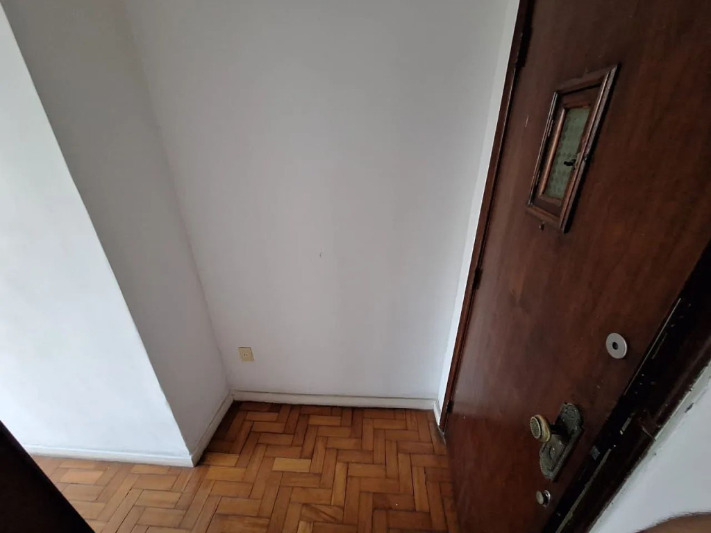 Apartamento à venda com 1 quarto, 48m² - Foto 1