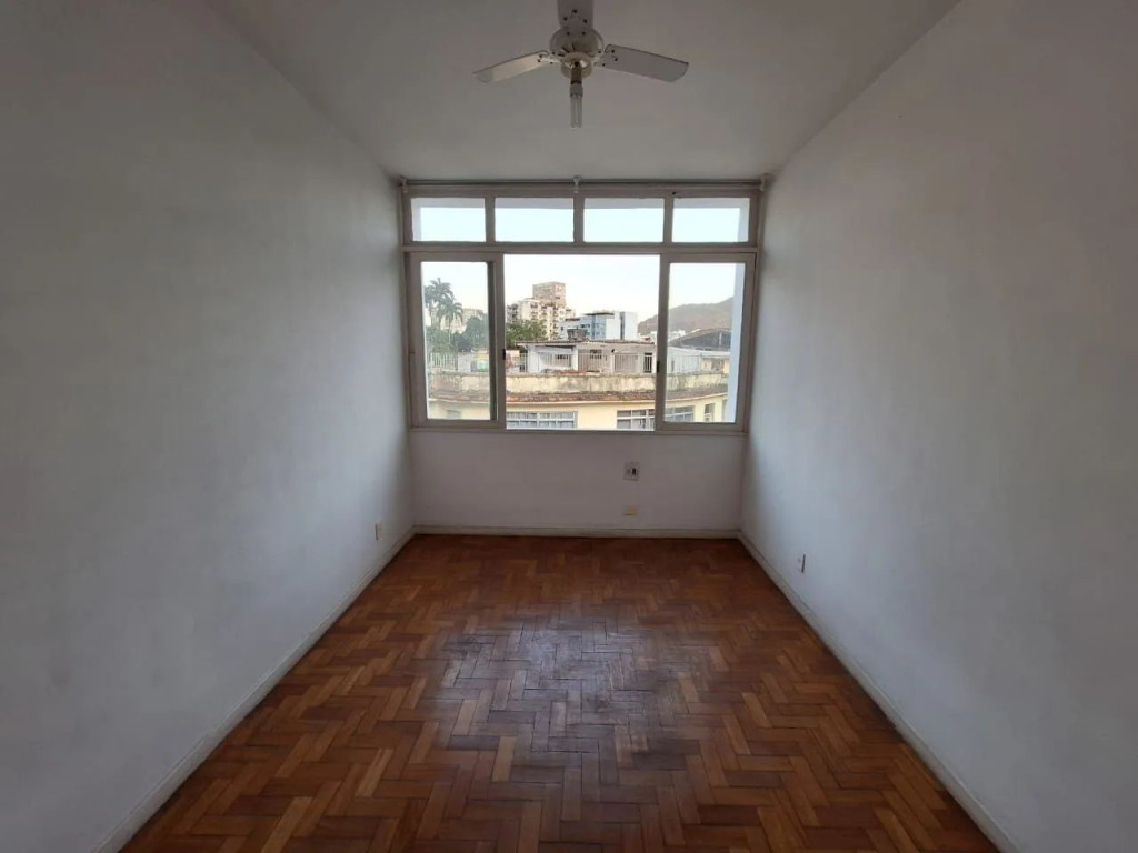 Apartamento à venda com 1 quarto, 48m² - Foto 3