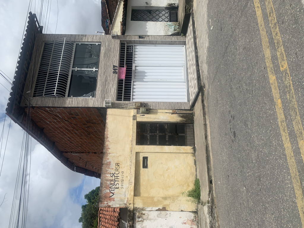 Casa a venda na Rua Cardeal Arcoverde, Autran Nunes, Fortaleza, CE