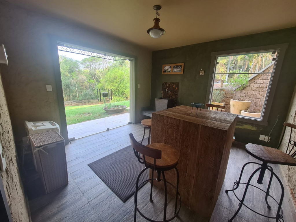 Casa de Condomínio à venda com 4 quartos, 350m² - Foto 18