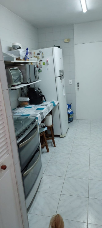 Apartamento à venda com 2 quartos, 98m² - Foto 2