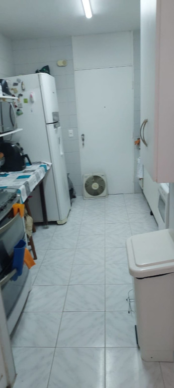 Apartamento à venda com 2 quartos, 98m² - Foto 3