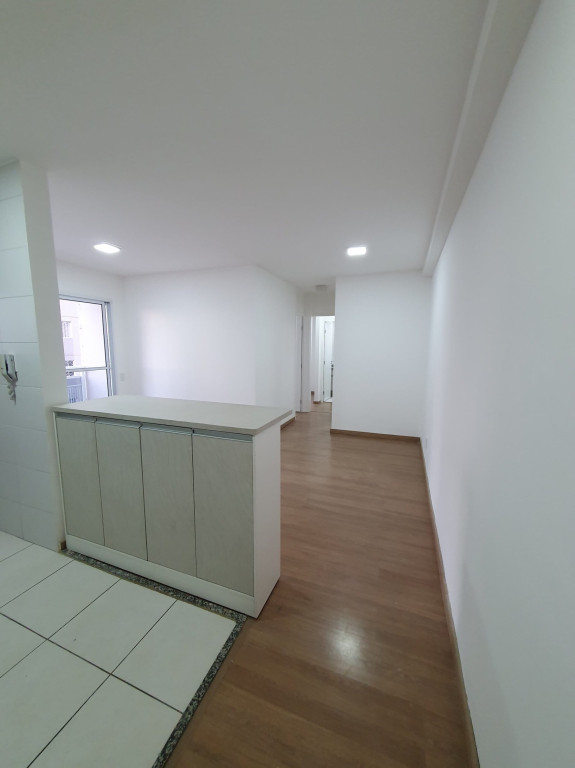 Apartamento à venda com 1 quarto, 33m² - Foto 2