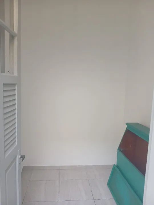 Apartamento à venda com 3 quartos, 80m² - Foto 2