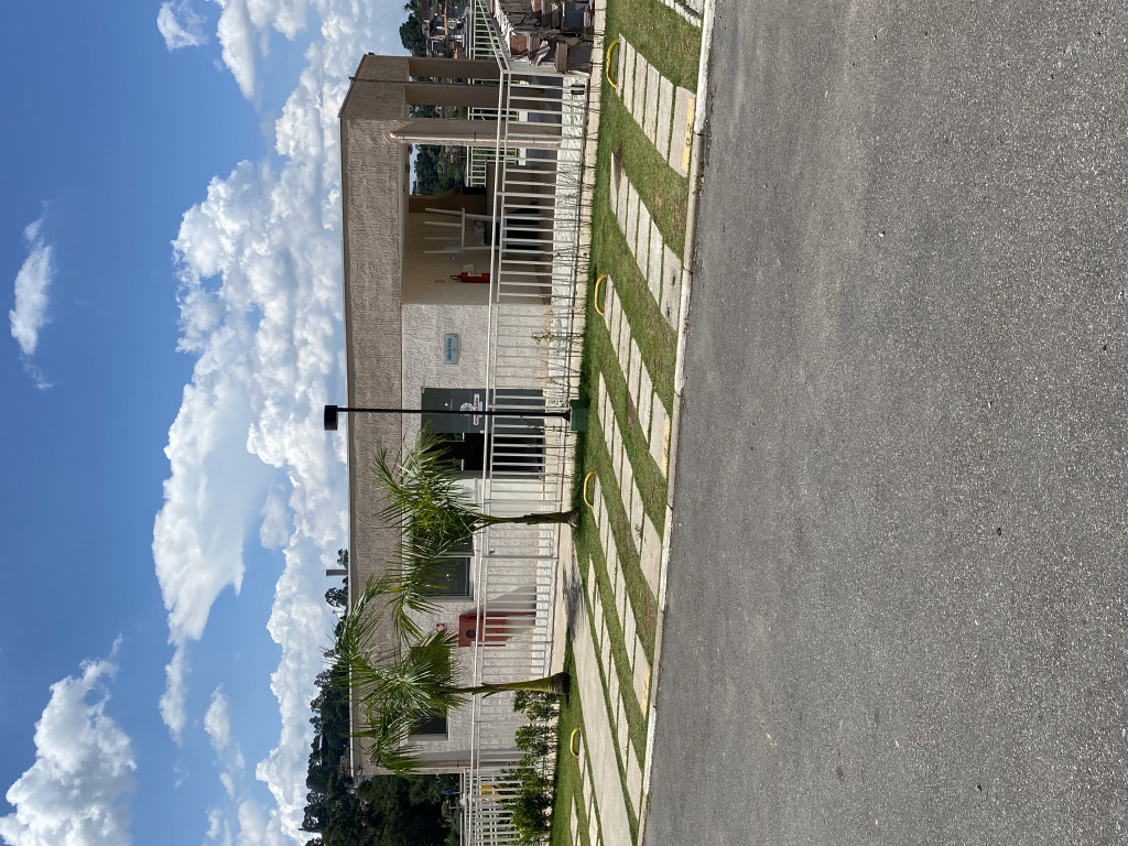 Apartamento para venda ou locação na Rua Doutora Aparecida Fernandes de Jesus Domingues, Jardim Petrópolis, Cotia, SP