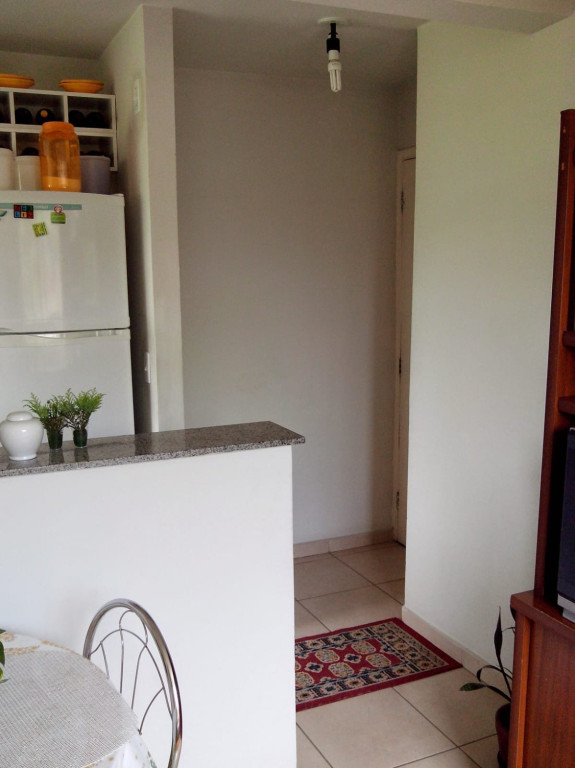 Apartamento à venda com 2 quartos, 48m² - Foto 2