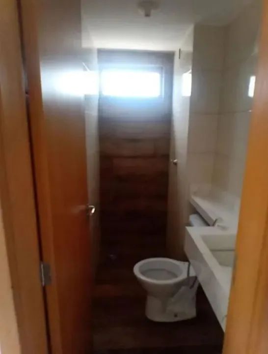 Apartamento à venda com 3 quartos, 70m² - Foto 2