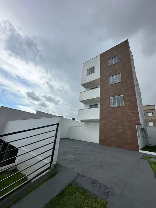 Apartamento à venda com 2 quartos, 57m² - Foto 2