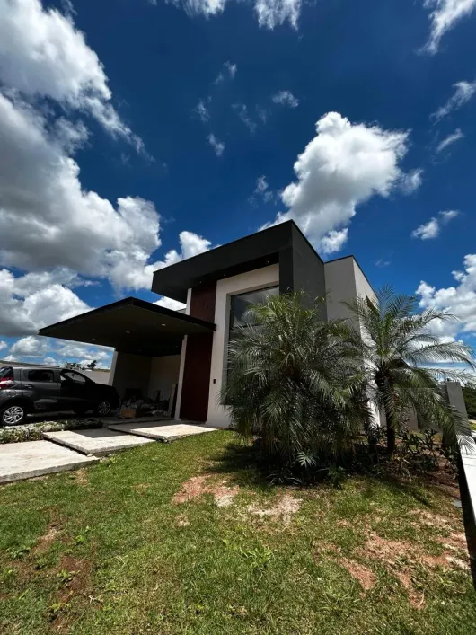 Casa à venda com 3 quartos - Foto 1