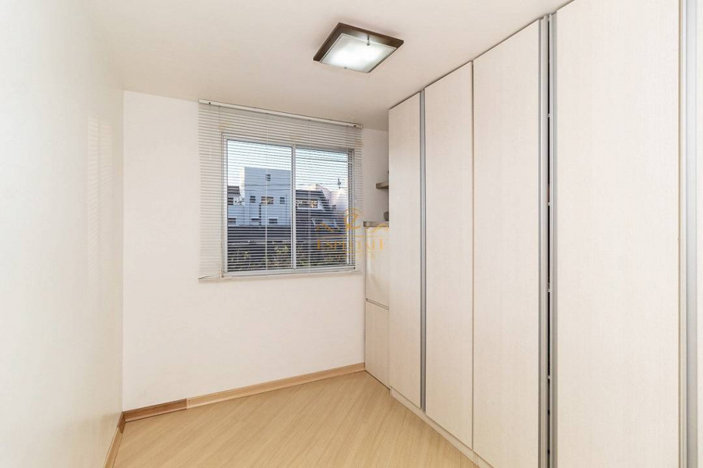 Apartamento à venda com 2 quartos, 50m² - Foto 2