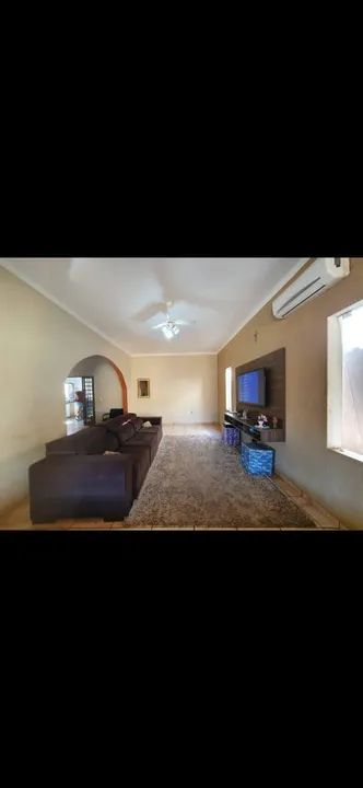 Casa à venda com 3 quartos, 336m² - Foto 3