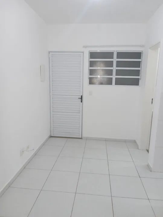 Apartamento para alugar com 1 quarto, 27m² - Foto 1