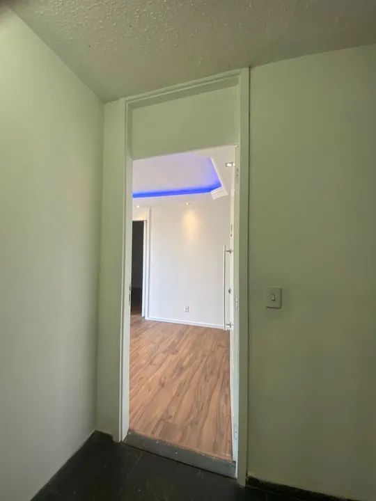 Apartamento à venda com 2 quartos, 43m² - Foto 2