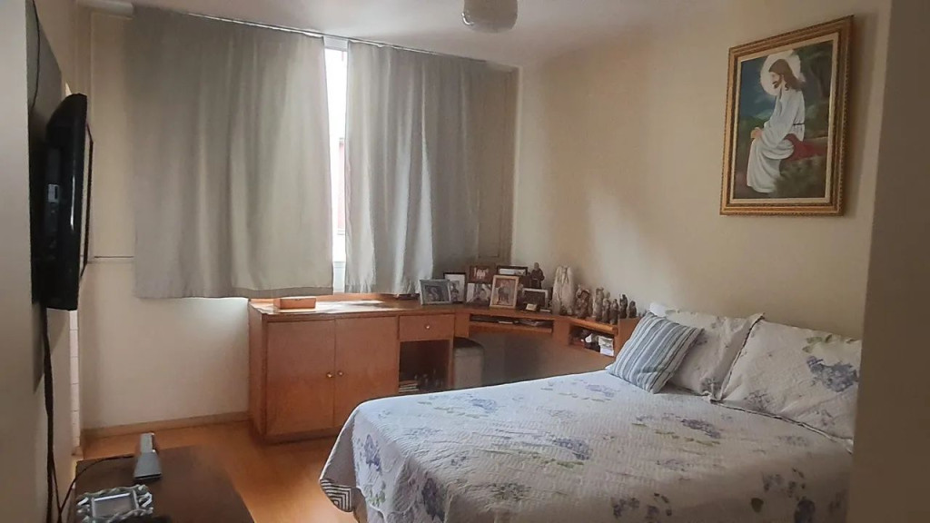 Apartamento à venda com 3 quartos, 98m² - Foto 2