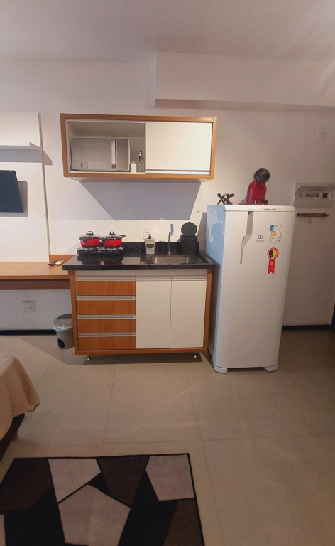 Apartamento à venda com 1 quarto, 27m² - Foto 2