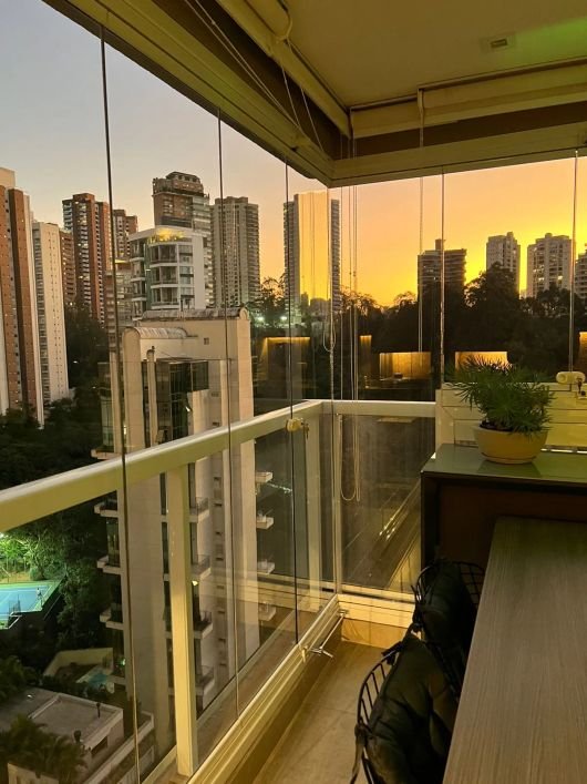 Apartamento à venda com 2 quartos, 64m² - Foto 1