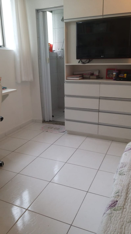 Apartamento à venda com 3 quartos, 124m² - Foto 3