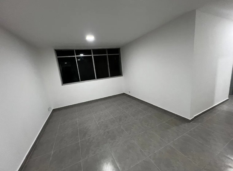 Apartamento à venda com 3 quartos, 82m² - Foto 1