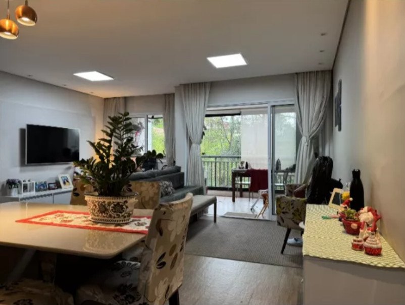 Apartamento à venda com 2 quartos, 77m² - Foto 2