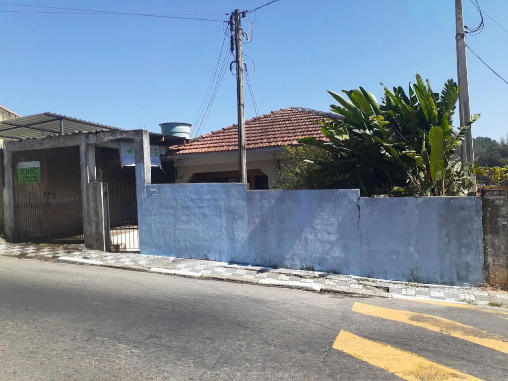 Casa à venda com 2 quartos, 490m² - Foto 1