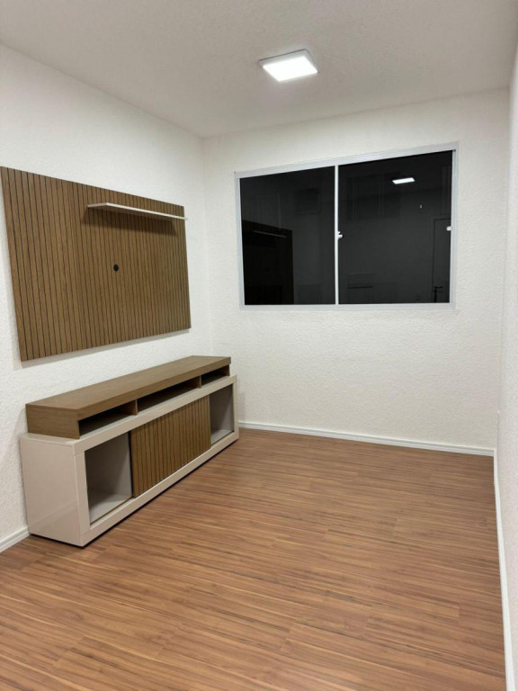 Apartamento à venda com 2 quartos, 41m² - Foto 2
