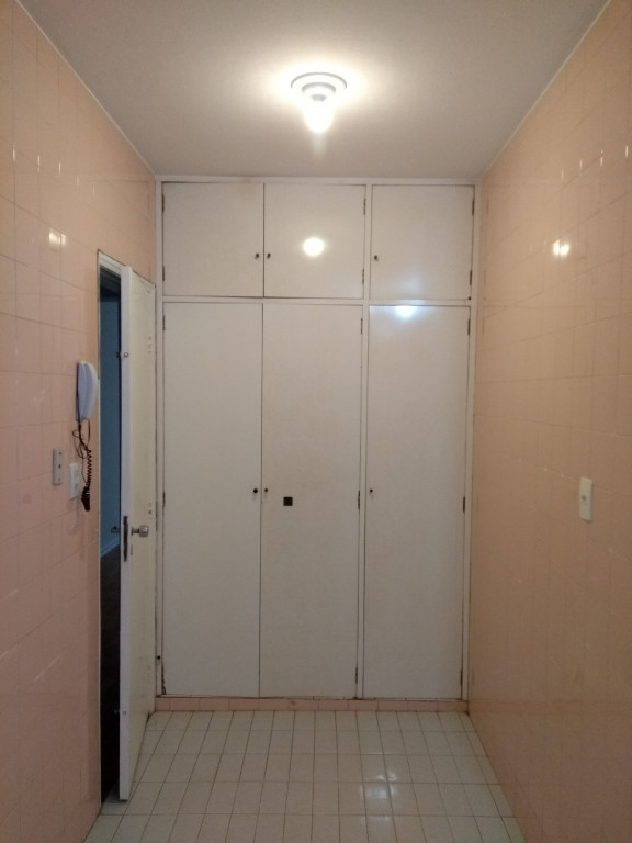 Apartamento à venda e aluguel com 2 quartos, 90m² - Foto 13