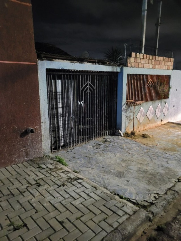 Captação de Casa a venda na Rua Odinir Polydoro, Sítio Cercado, Curitiba, PR