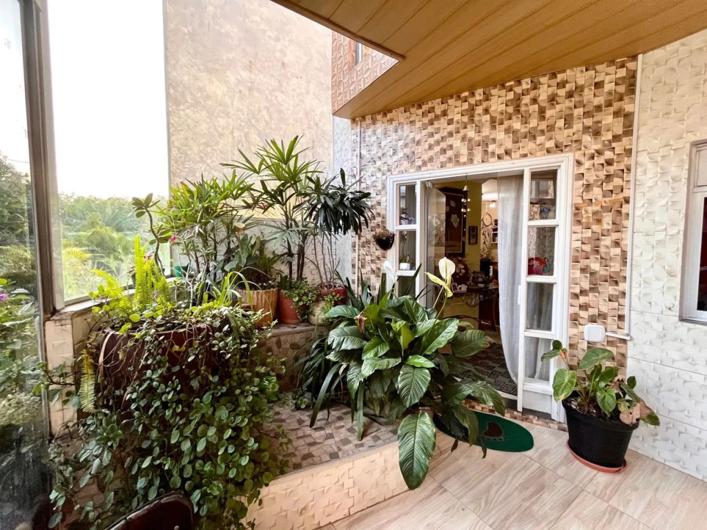 Casa, 5 quartos, 250 m² - Foto 3
