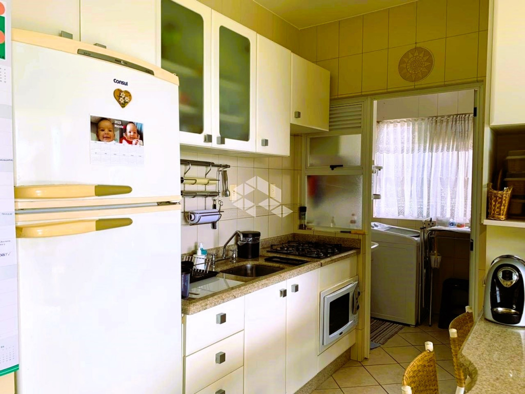 Apartamento à venda com 2 quartos, 90m² - Foto 4