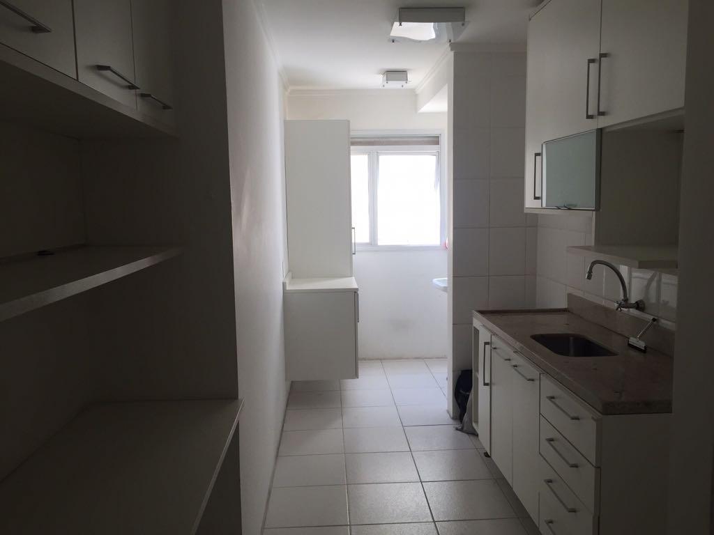 Apartamento à venda com 2 quartos, 62m² - Foto 7