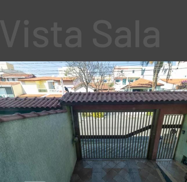 Casa à venda com 3 quartos, 220m² - Foto 1