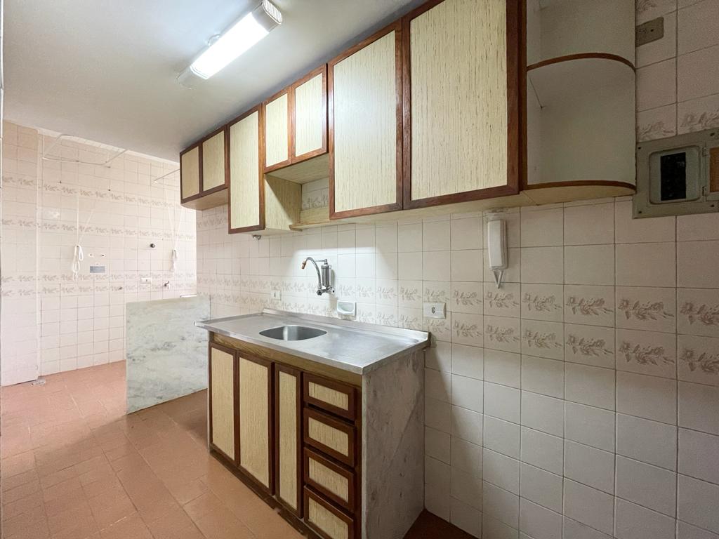 Apartamento à venda com 2 quartos, 58m² - Foto 4