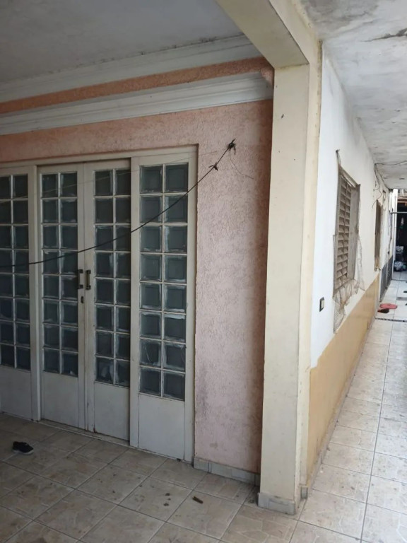 Casa, 5 quartos, 245 m² - Foto 2