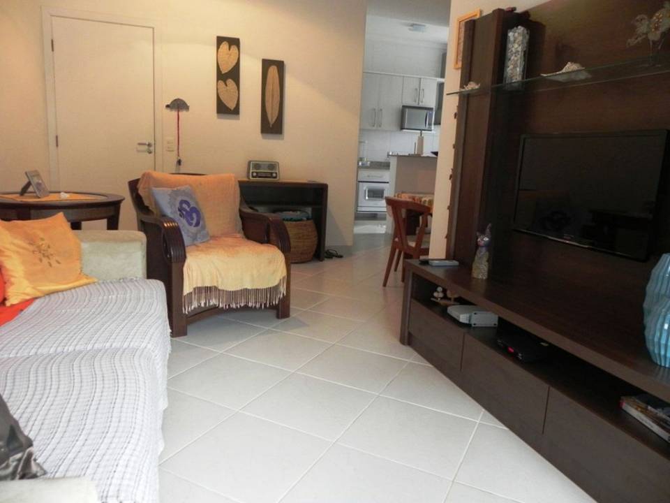 Apartamento a venda na Rua Senador Severo Gomes, Praia Grande, Ubatuba, SP
