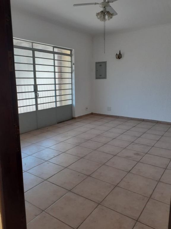 Casa à venda com 4 quartos, 238m² - Foto 5