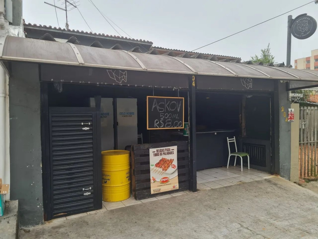 Casa à venda com 2 quartos, 150m² - Foto 1