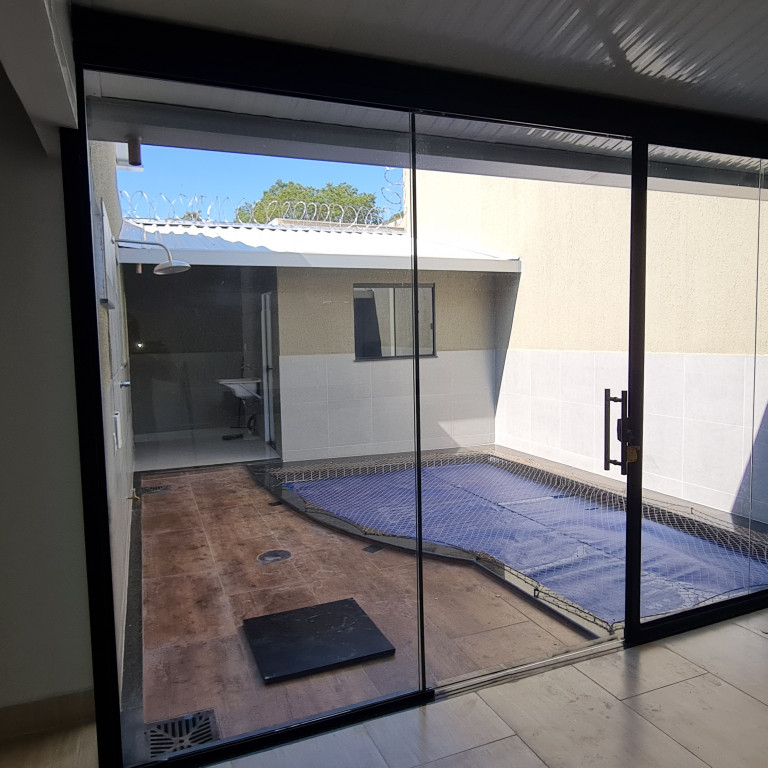 Casa à venda com 4 quartos, 210m² - Foto 16