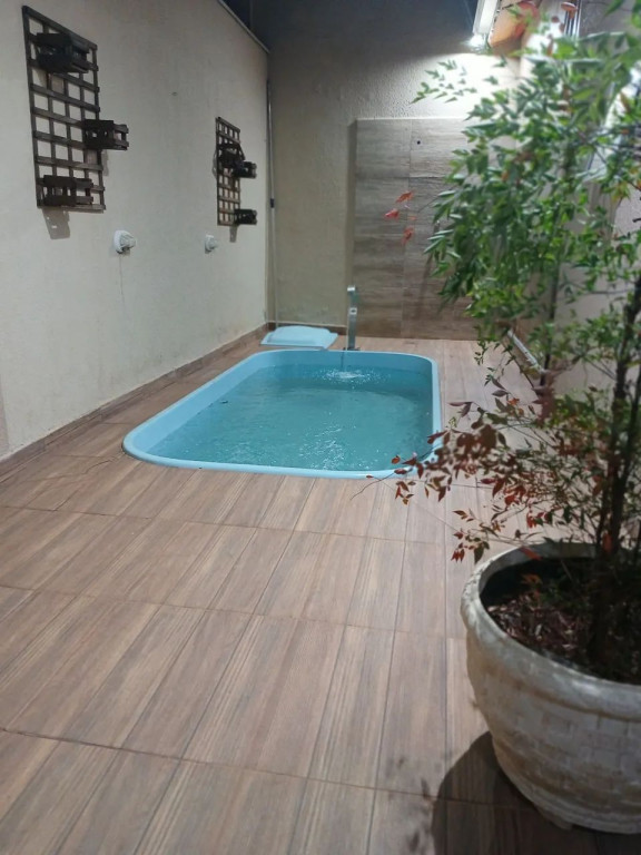 Casa, 3 quartos, 200 m² - Foto 1