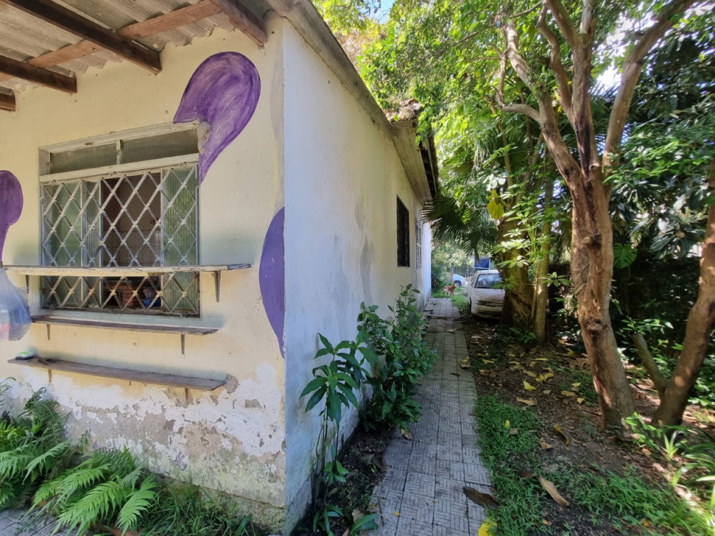 Casa à venda com 2 quartos, 99m² - Foto 2