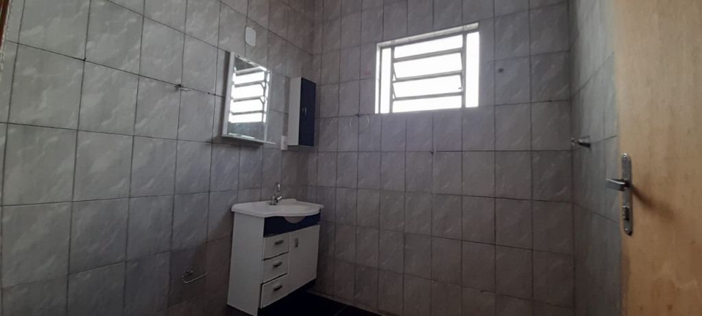 Casa à venda com 3 quartos, 180m² - Foto 8