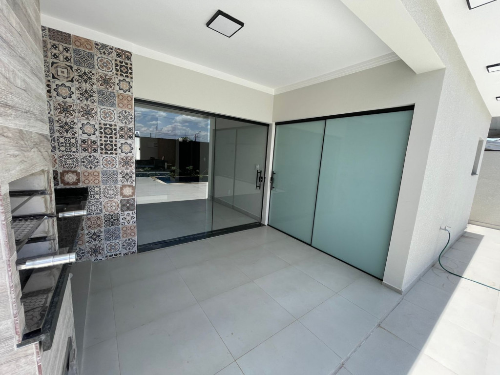 Casa à venda com 3 quartos, 250m² - Foto 15